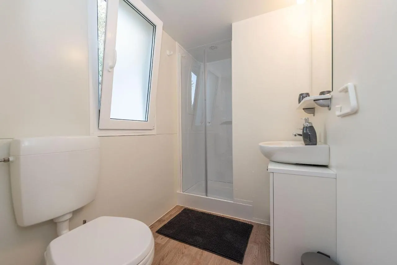 Mobile Home Pecten 03 باكوشتاني بيت للعطل