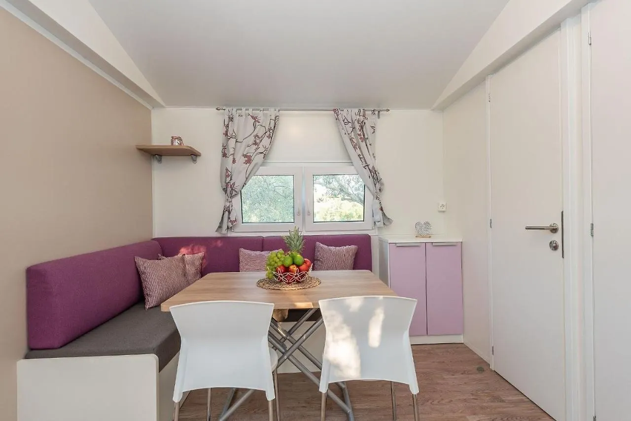 Holiday home Mobile Home Pecten 03 Pakostane